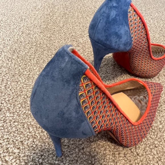 Christian Louboutin stilettos - Picture 2 of 10